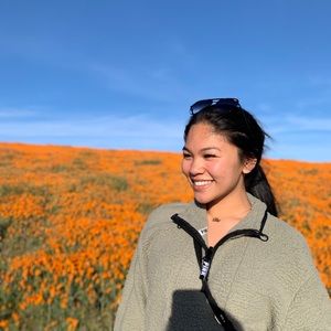 Meet your Posher, Chloe